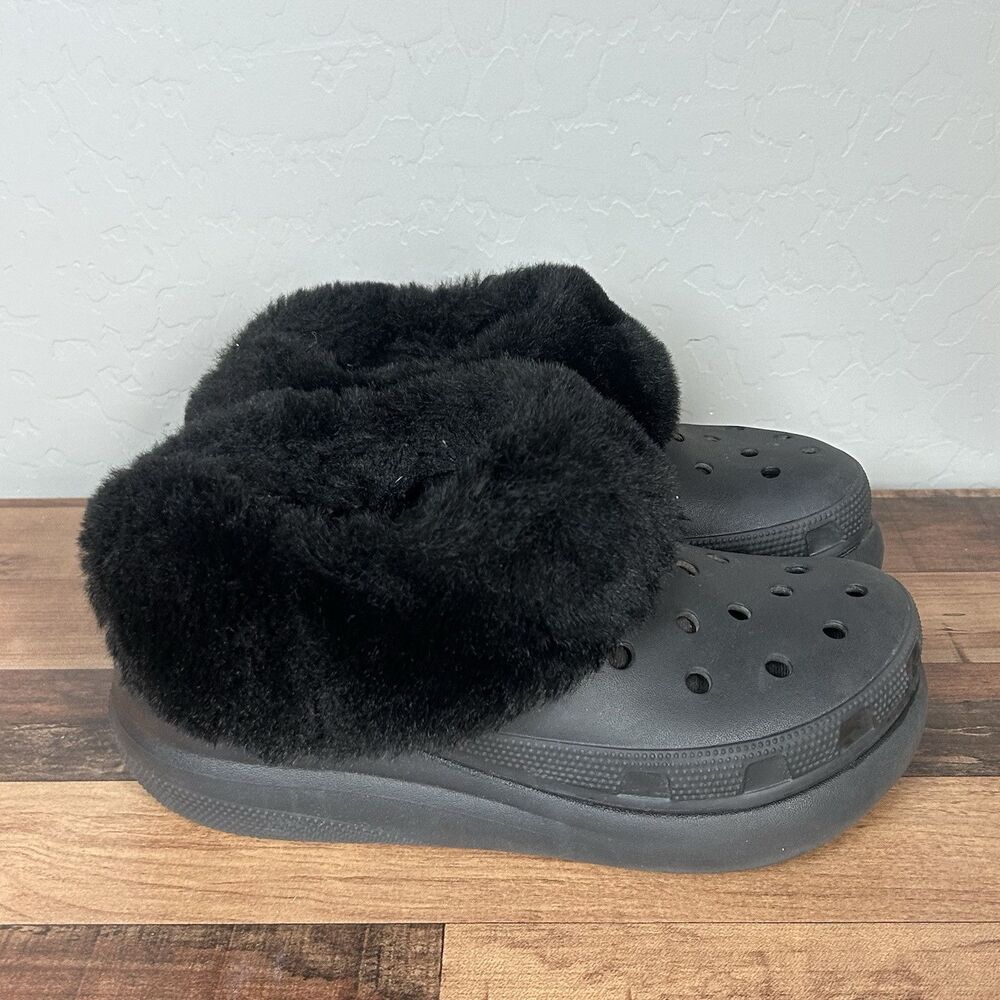 Crocs Furever Crush Soft Fluffy Faux Fur Clogs Black Womens 6 Black Platform
